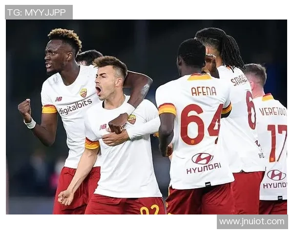 比利时与埃及激战正酣足球盛宴引发球迷热情高涨