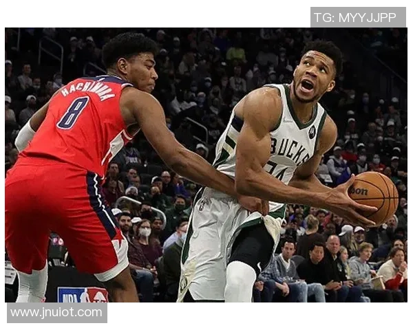 雄鹿与开拓者对决分析球队状态与战术布局全面解读